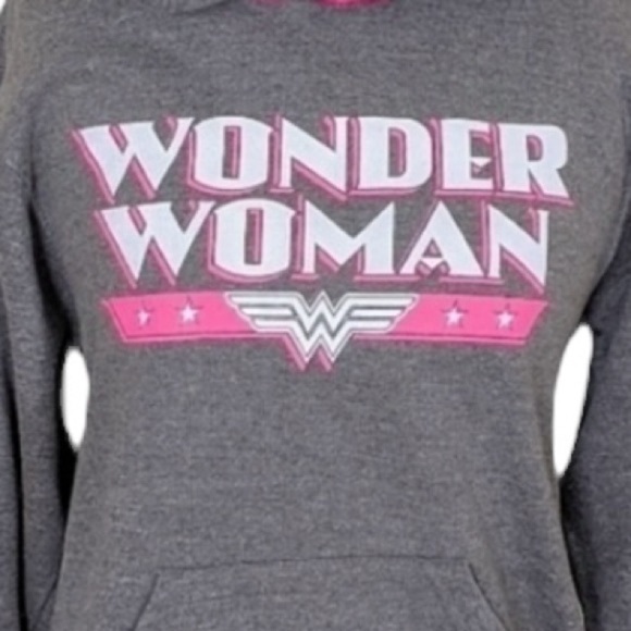Wonder Woman Hoodie - Picture 2 of 9